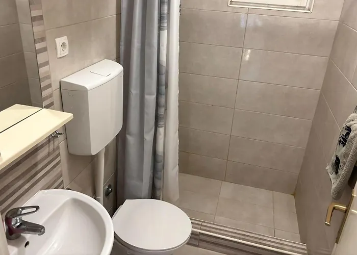 4 Bedroom Stunning In 公寓 马卡尔斯卡